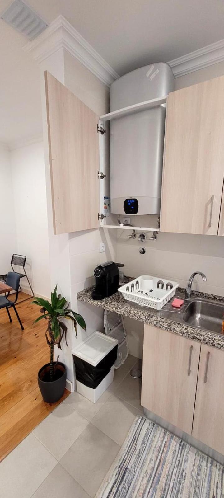 Varanda Privada Iroom Hospedagem domiciliar Lisboa