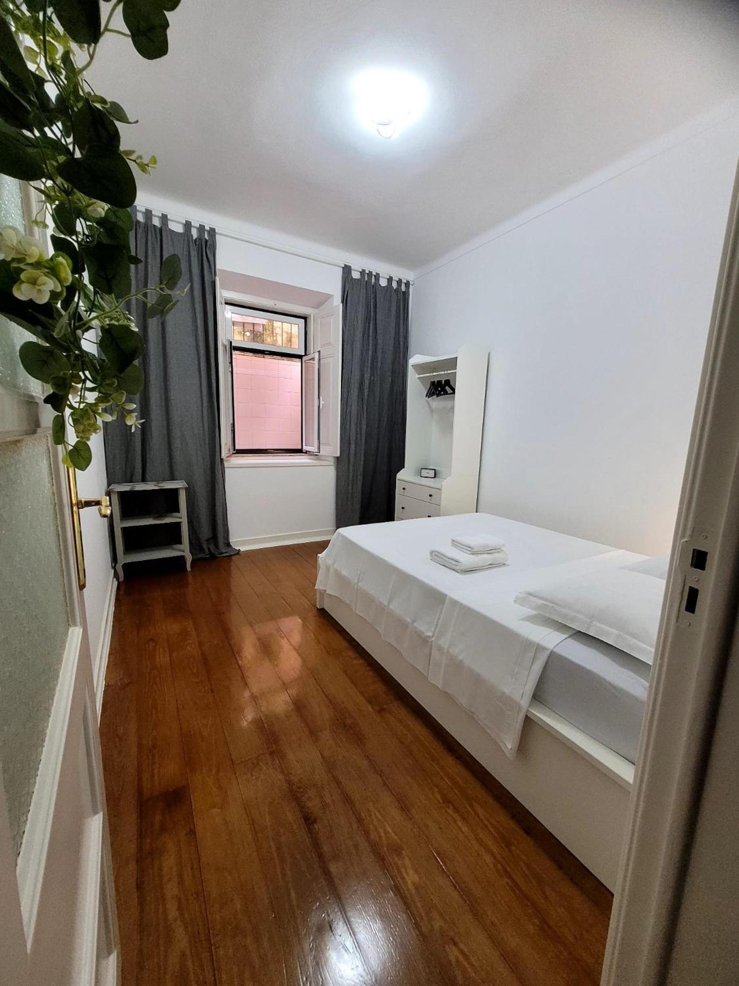 Varanda Privada Iroom Hospedagem domiciliar Lisboa